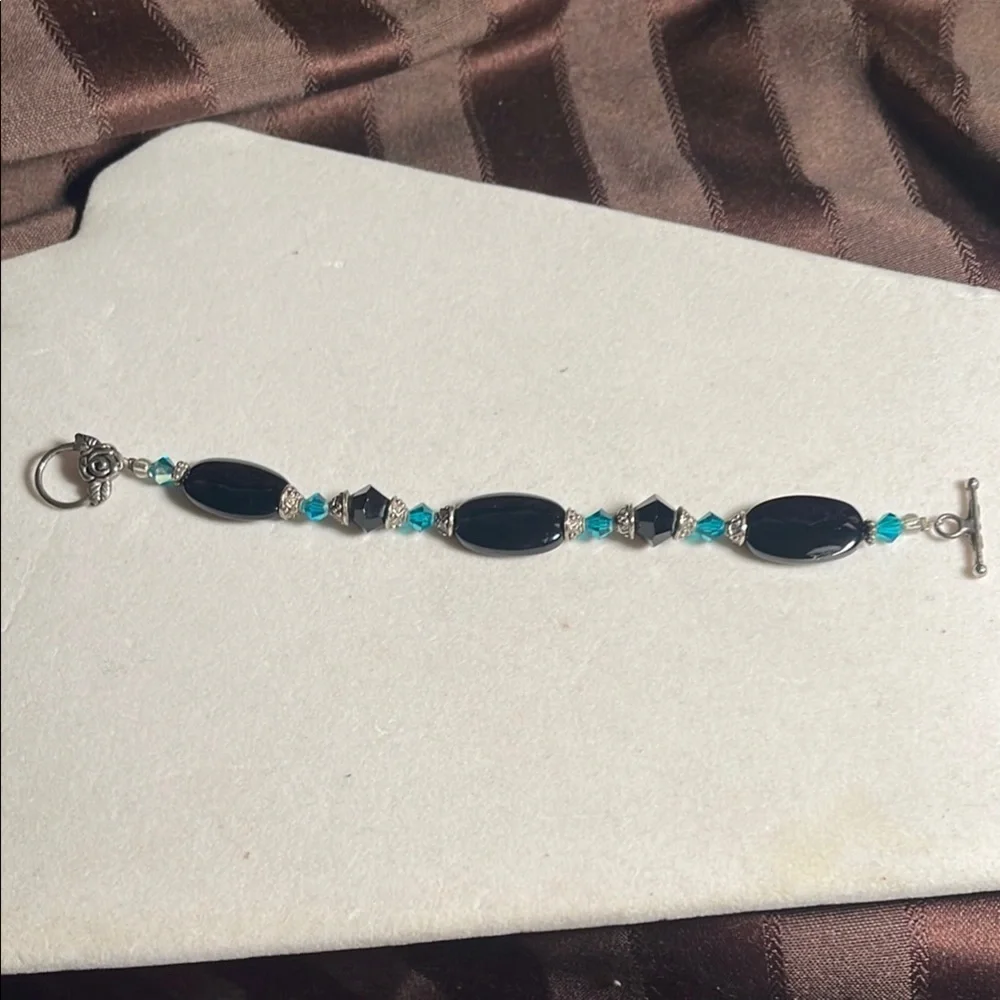 Elegant Black and Blue Crystal Beaded Bracelet